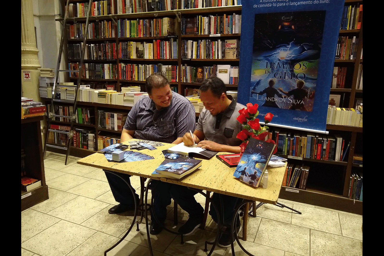 LeandroVSilva Os Irmãos  do Gelo Livraria da Travessa